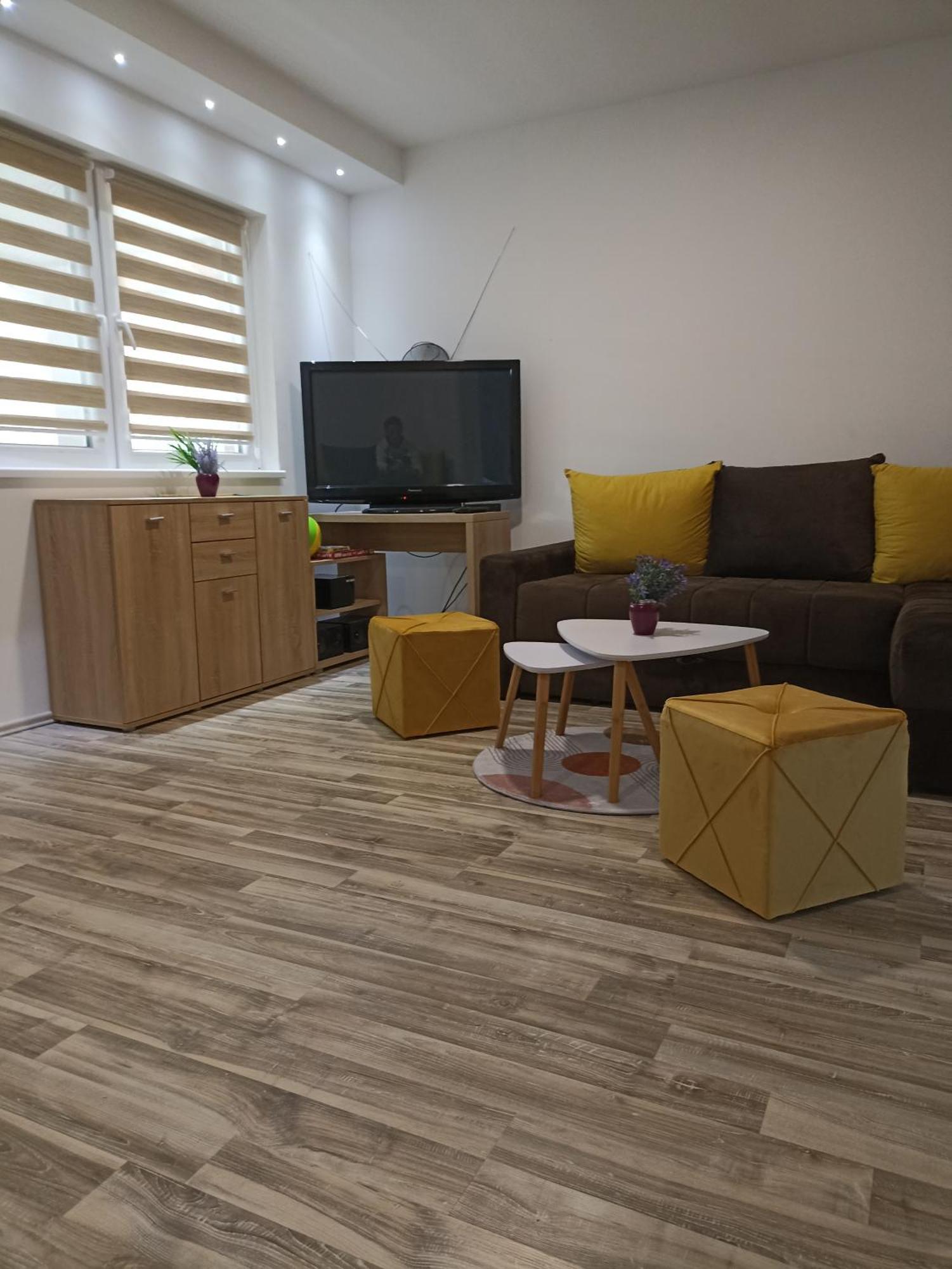 Vikendica Apartments Dunav Ms Celarevo ภายนอก รูปภาพ